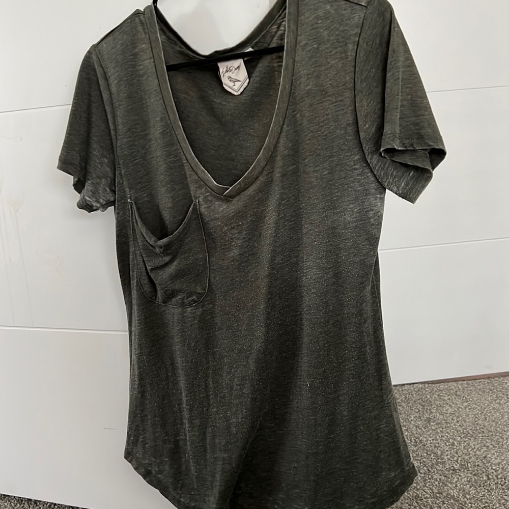 White crow vneck
